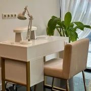 Студия маникюра NailMaker Bar на улице Усачёва  фото 4 на сайте Hamovniki.su
