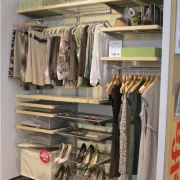 Cалон шведских гардеробных систем Elfa фото 3 на сайте Hamovniki.su