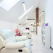 Студия наращивания ресниц и архитектуры бровей DollyLashes.studio фото 12 на сайте Hamovniki.su