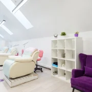 Студия наращивания ресниц и архитектуры бровей DollyLashes.studio фото 3 на сайте Hamovniki.su