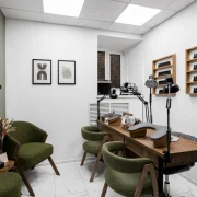 Студия маникюра Sakhar Nail Studio фото 18 на сайте Hamovniki.su